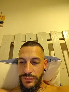 Lebarbu69020 Live XXX-Chat