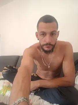 Lebarbu69020 live XXX chat