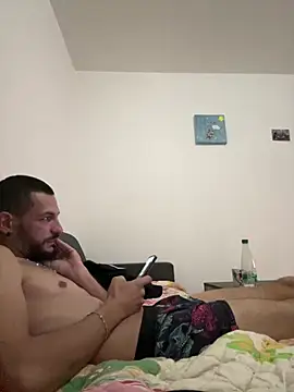 Lebarbu69020 élő XXX-chatje