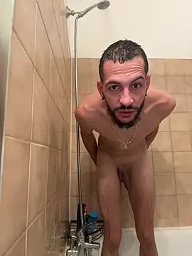 Lebarbu69020 webcam show
