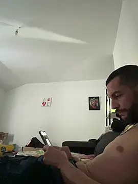 Lebarbu69020 – Naživo XXX chat