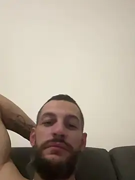Lebarbu69020 Show Webcam