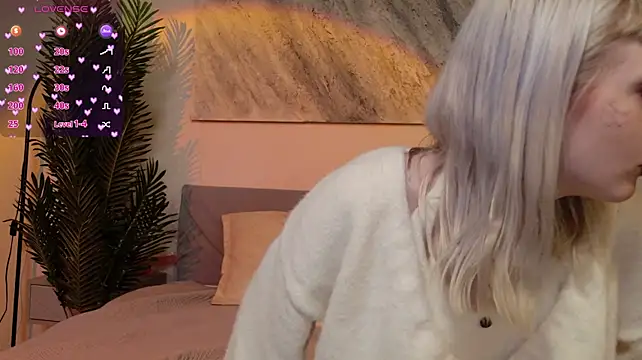 MilkMeSoftly's Webcam Show