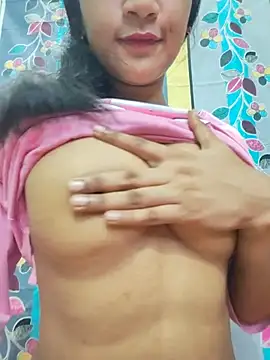 Your_Private_Girl Adlı Modelin Canlı XXX Sohbeti