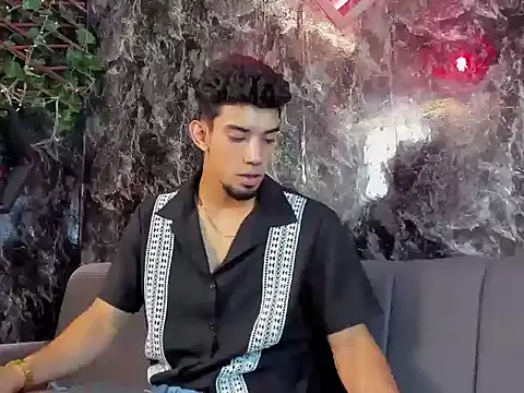 prince_arthur77's Webcam Show