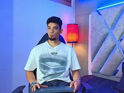 prince_arthur77 Adlı Modelin Web Kamerası Şovu