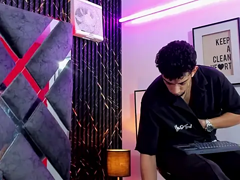 Webkamerová show prince_arthur77