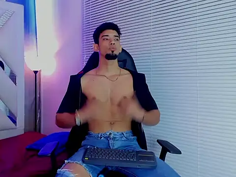 prince_arthur77 Webcamshow
