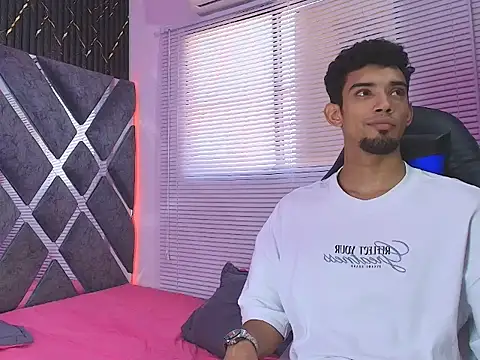prince_arthur77 লাইভ XXX চ্যাট