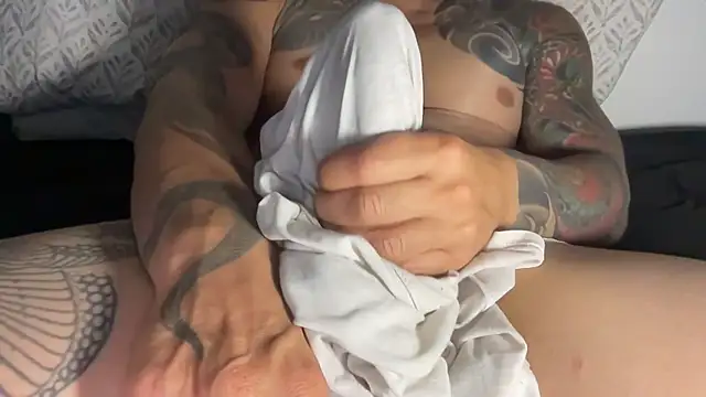 tony8miami Webcam show
