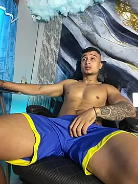 ThiagoBlaze Pertunjukan Webcam