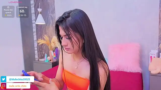 Chat XXX en directo de Sweet_Mafe