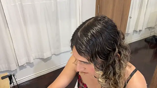 Pertunjukan Kamera Web kayleesims_
