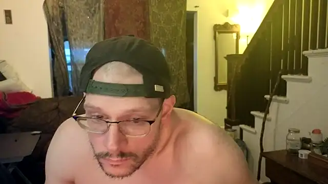 MasterDaddyCool: διαδικτυακό σόου στην κάμερα