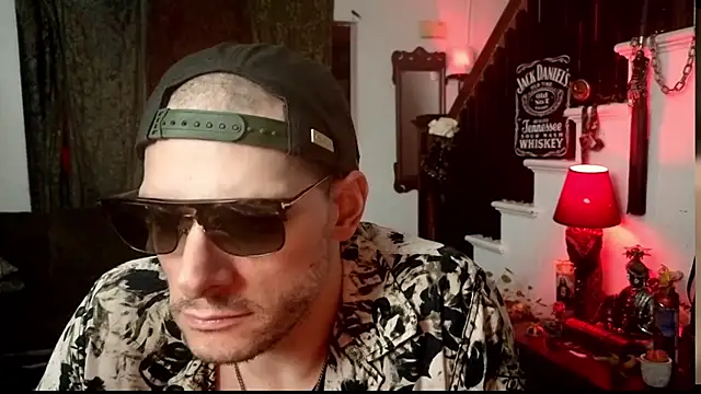 Show de MasterDaddyCool na webcam