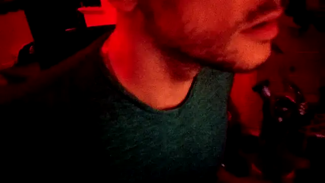 MasterDaddyCool Show in webcam
