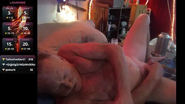 Pussyeat2please – webcam-show