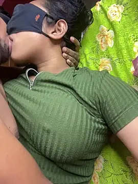 Show webcam de Hot-AngoriBhabhi