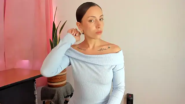 paula_miler1's Live XXX Chat