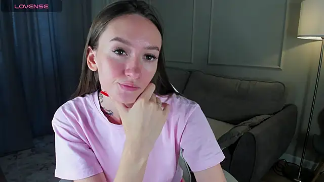 cutienaughtygirl: απευθείας συνομιλία ΧΧΧ