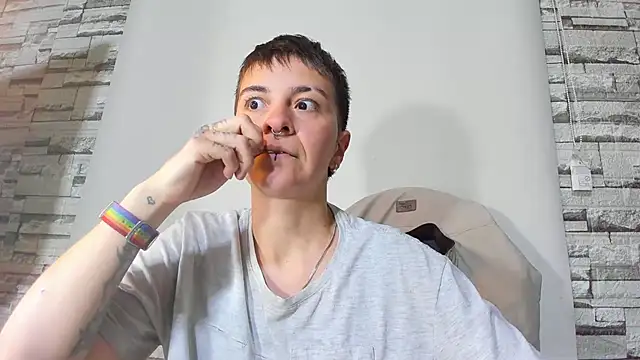 Arthemisa_tay69n Webbikameraesitys