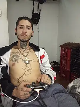Tattoboy19cm Webcamshow