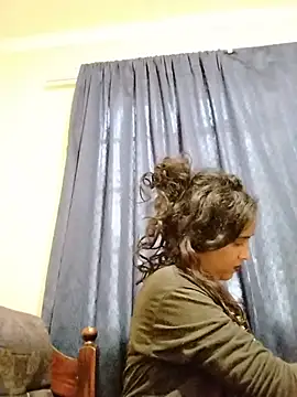 Chat +18 de cute_indianxo ao vivo