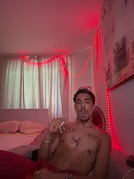 Coco_Cuban 在線直播表演