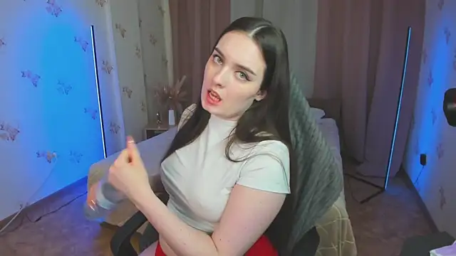 XXX chat uživo modela _Shy_Jenny_