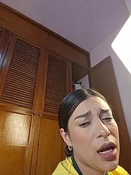 AmaiaSalvatore's Webcam Show