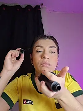 AmaiaSalvatore Show in webcam