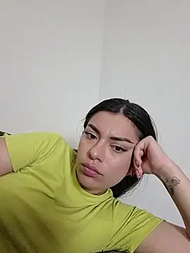 AmaiaSalvatore's Live Chat Room