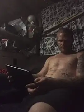 ed31devall Show in webcam