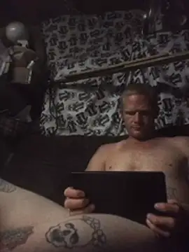 ed31devall Show in webcam