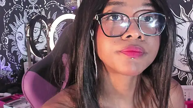 Gaia_Gatex Live XXX Chat