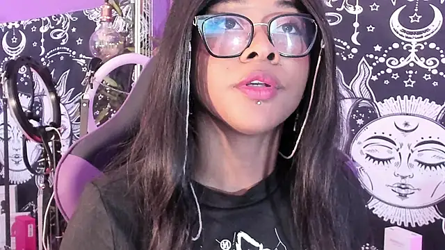 Gaia_Gatex Adlı Modelin Canlı XXX Sohbeti