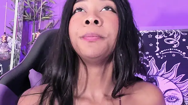 Chat +18 de Gaia_Gatex ao vivo