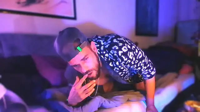 Вебкам-шоу Guyst049