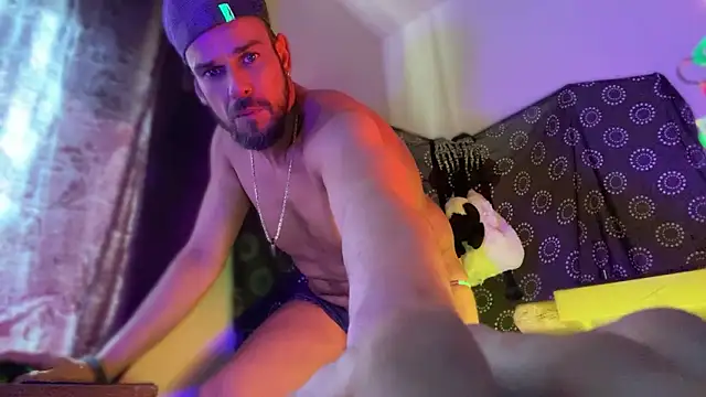 Guyst049 Webcam show