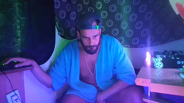 הופעת וובקאם של Guyst049