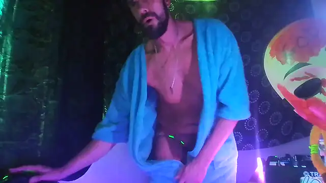 Guyst049's Webcam Show