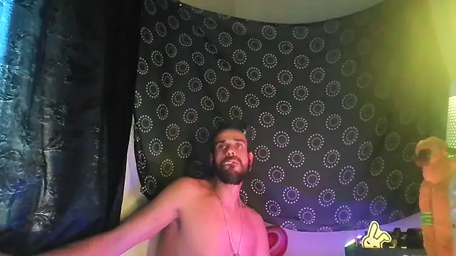 Guyst049's Webcam Show