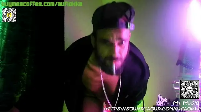 Guyst049 webcam show