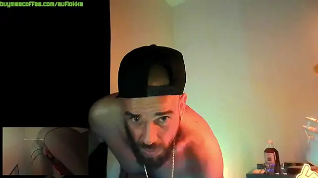 Guyst049 Webcamshow