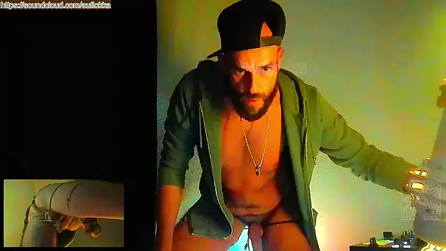 Guyst049 Webcam-Show