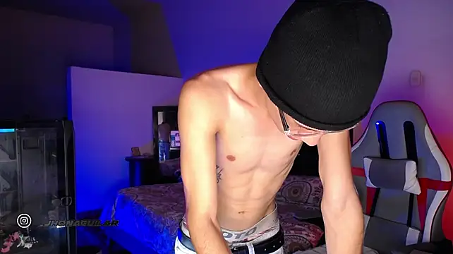 santiago_cutex 网络视讯表演