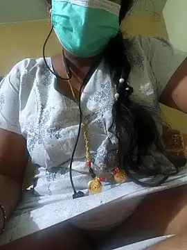 Rebal_star_mahi25n Webbikameraesitys