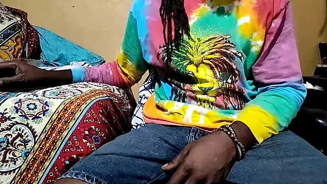 EYEzIAM ওয়েবক্যাম শো