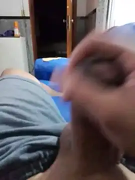 Show de masturbador-solitaro na webcam
