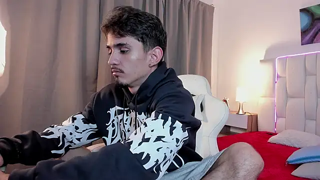 nextboywell1 Adlı Modelin Canlı XXX Sohbeti